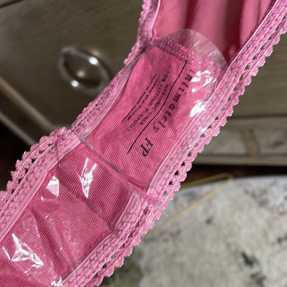 FP Talk bodysuit red velvet, size L, new - Picture 9 of 12